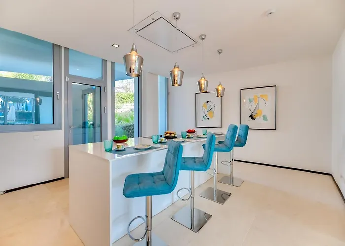 About Meisho Hills Villa